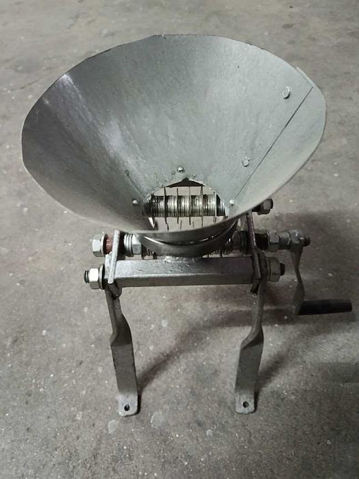 Maquina curtir azeitonas