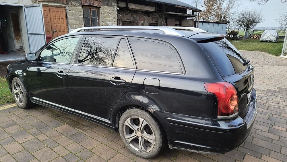 Toyota Avensis Kombi 1,8 , gaz