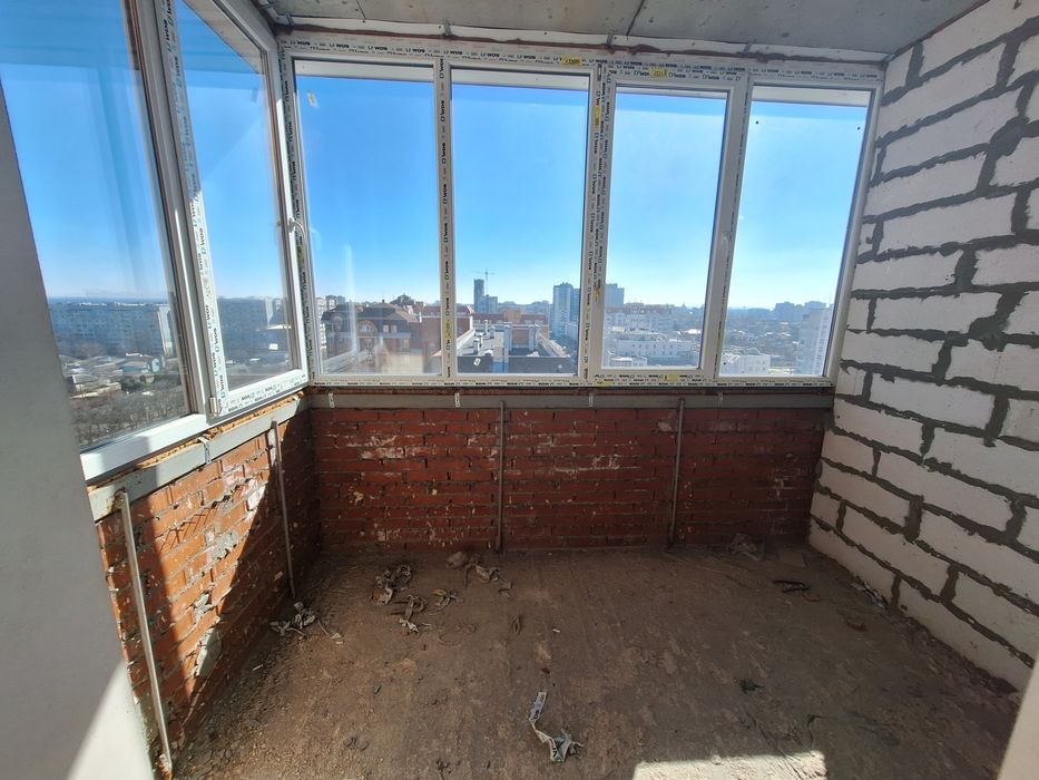 2ка, центр, Симфония 80кв. - 72000д. (і1