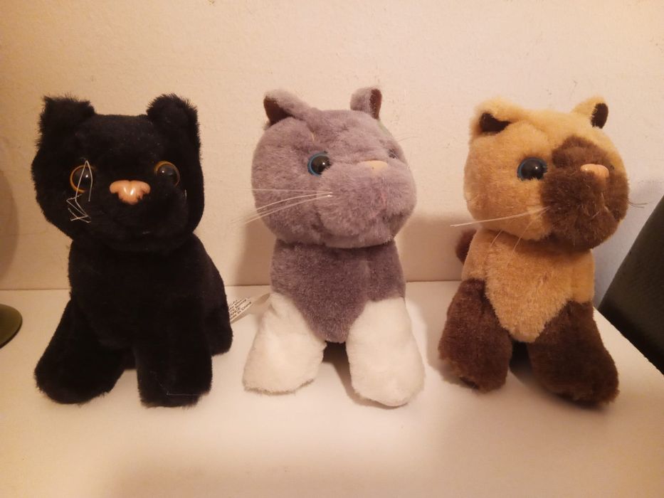 Conjunto 3 gatos peluches, 12cm