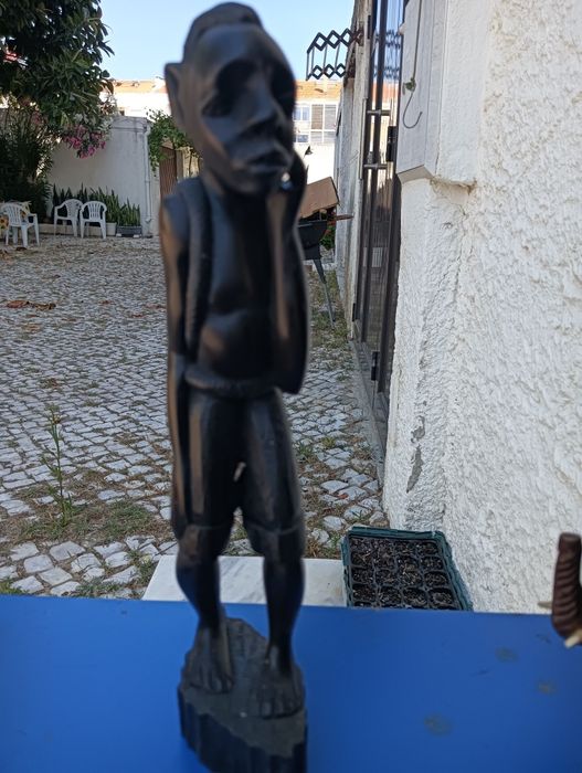 Boneco artesanal africano