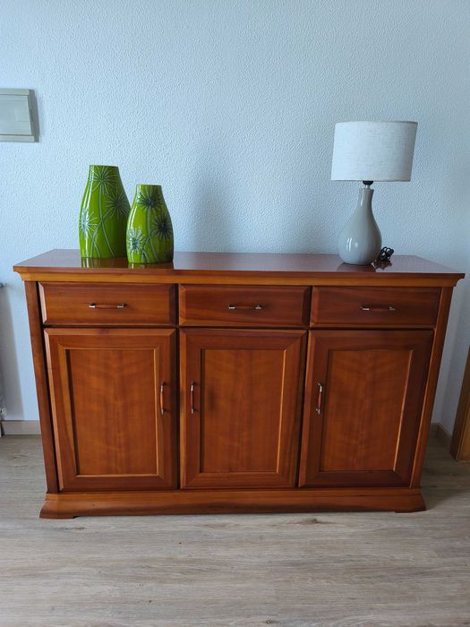 Móvel madeira maciça de Cerejeira