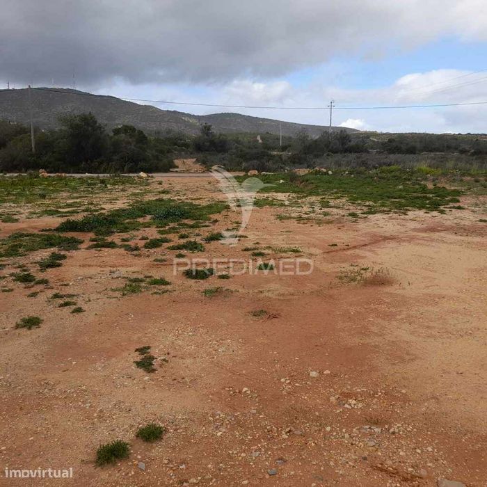 Terreno Rusticocom 1960m2 ao lado da estrada M516