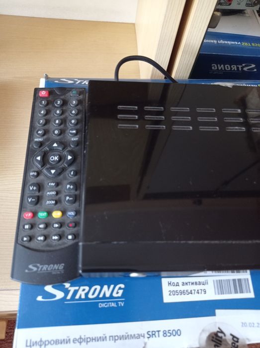 Цифровий приймач Т2 SRT 8500