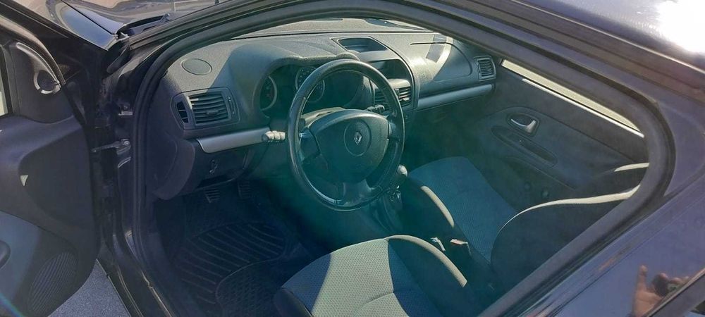 Renault Clio II 1.2 Gasolina