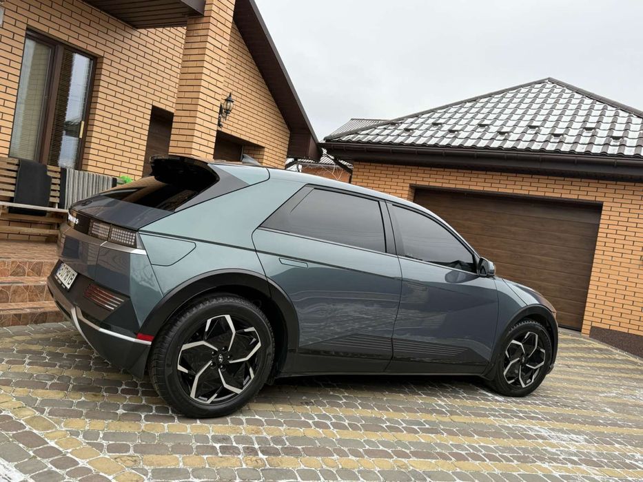 77.4 Кв -13 тисяч пробігу