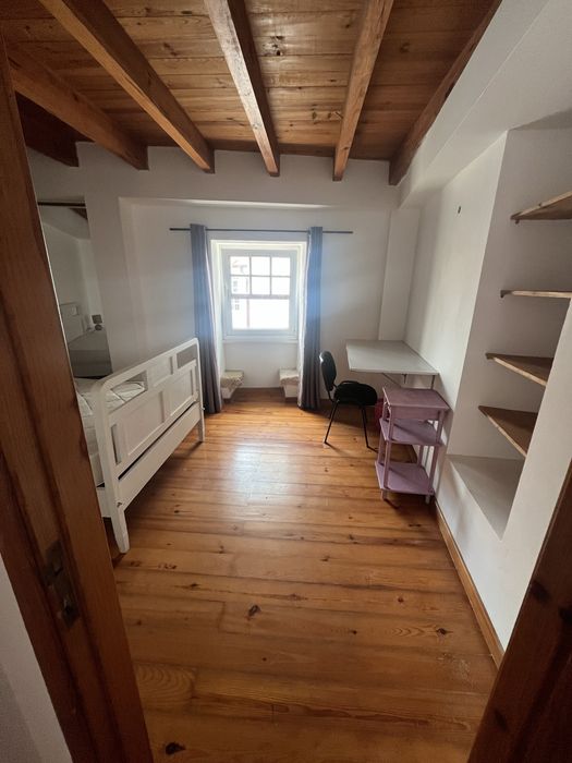 Aluguer de quarto estudante 3 disponiveis