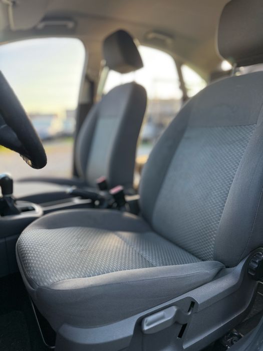 CAR4YOU FORD FOCUS 1.6 Benzyna 2006r Klimatyzacja 229135km