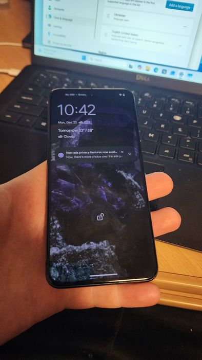 Google pixel 8.  128 гб black