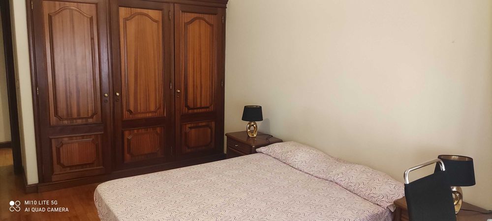 Quarto CASAL. GRAÇA.Centro Lisboa. Entrada imediata