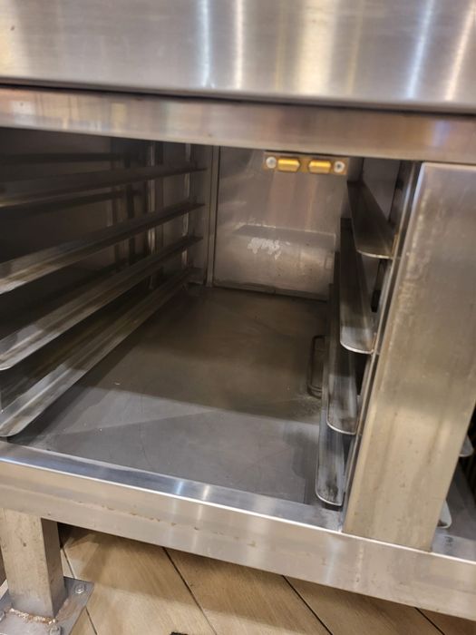Forno profissional 1 mês de uso