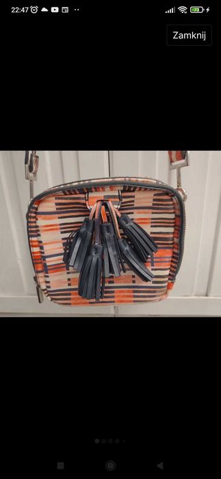 Mała kolorowa z kieszonkami