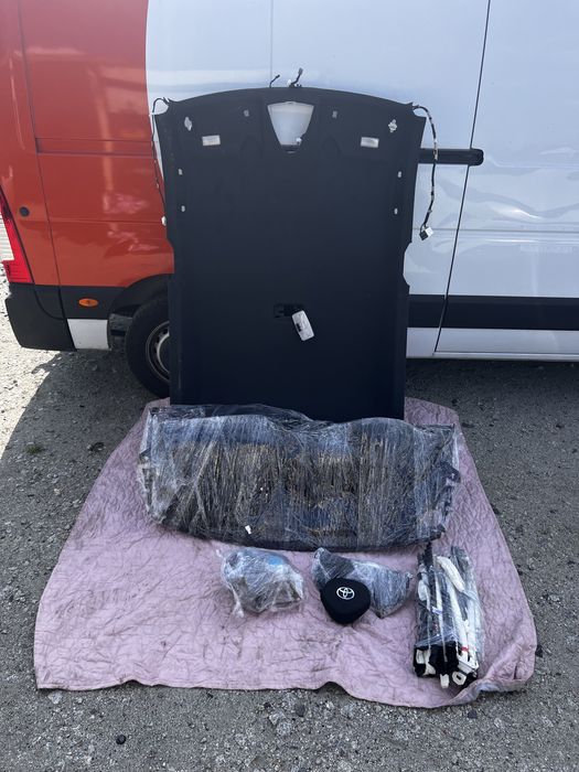 Toyota CHR, Poduszki, deska , pasy, kokpit