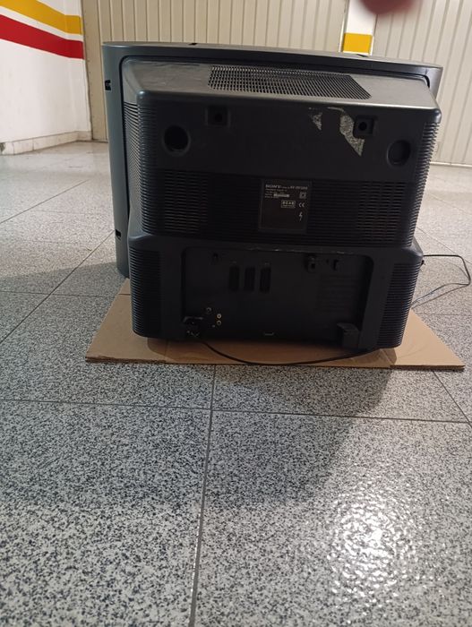 TV Sony em boas condições