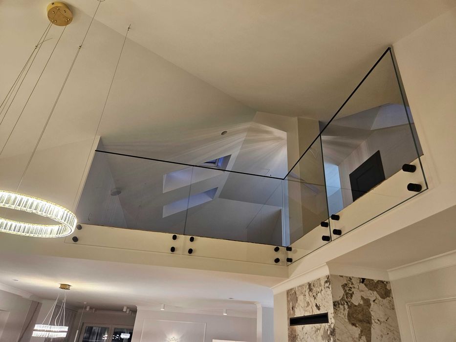 Balustrada całoszklana, balustrady ze szkła, balustrada francuska