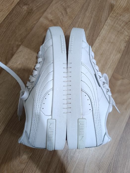Кросівки жіночі puma jada white 380751 02 Розмір 38.5