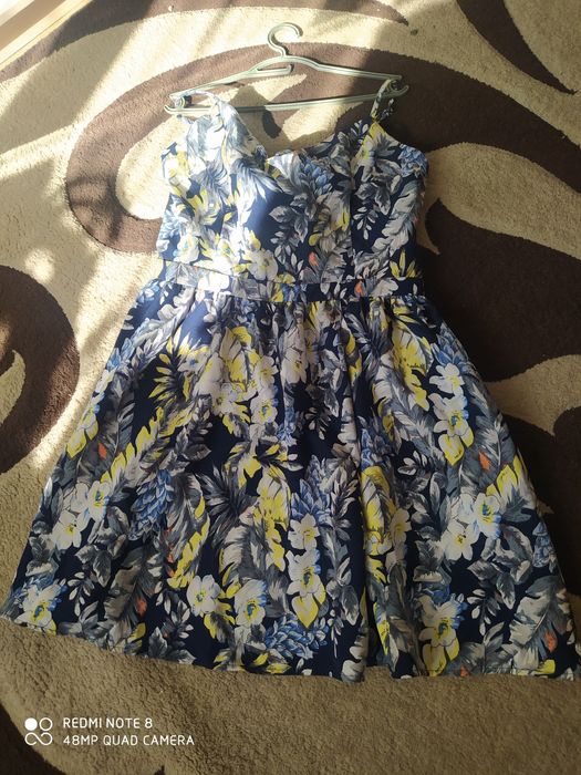 Продам летнее платье, сарафан