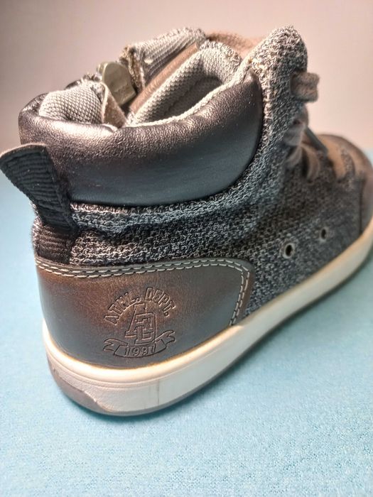 Trampki za kostkę r.29;  18,5 cm