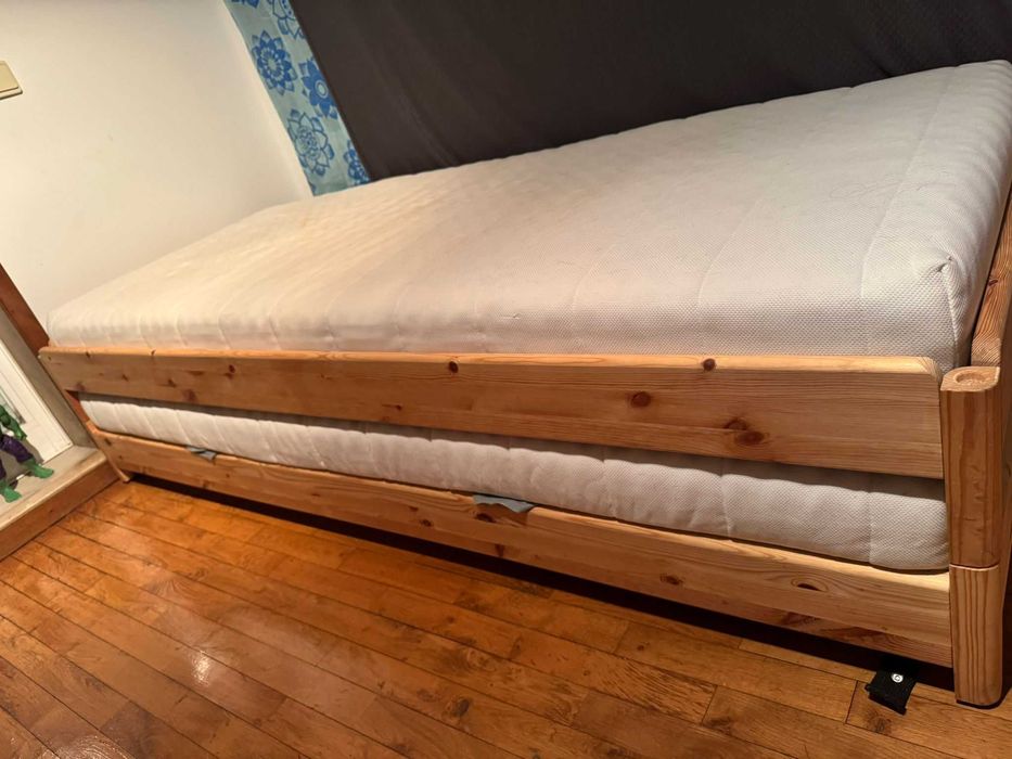 Cama empilhável com 2 colchões - 80x200cm (Ikea)