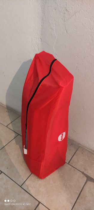 Cama de criança como nova