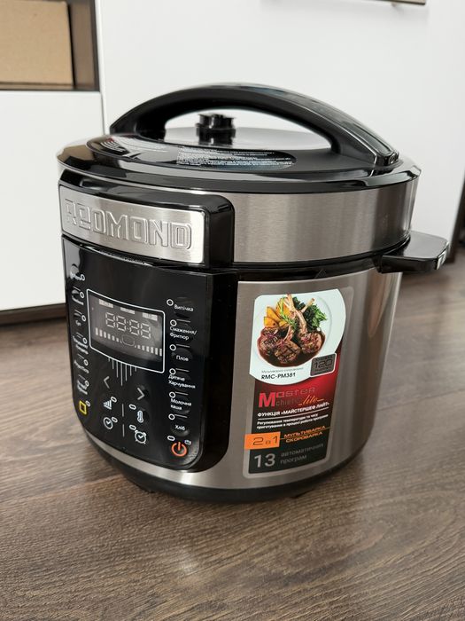 Мультиварка-скороварка Redmond RMC-PM381