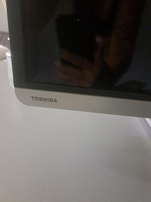 Telewizor LCD Toshiba  40 cali