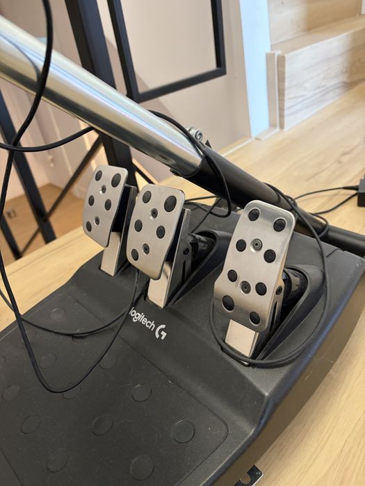 Kierownica i stojak Logitech