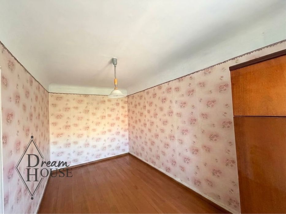 Продаж 3 кімнатної квартири