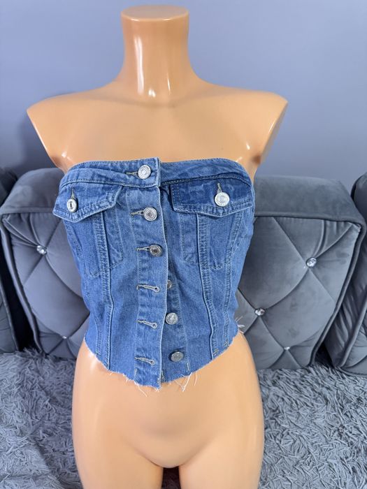 Top jeansowy zapinany na guziki