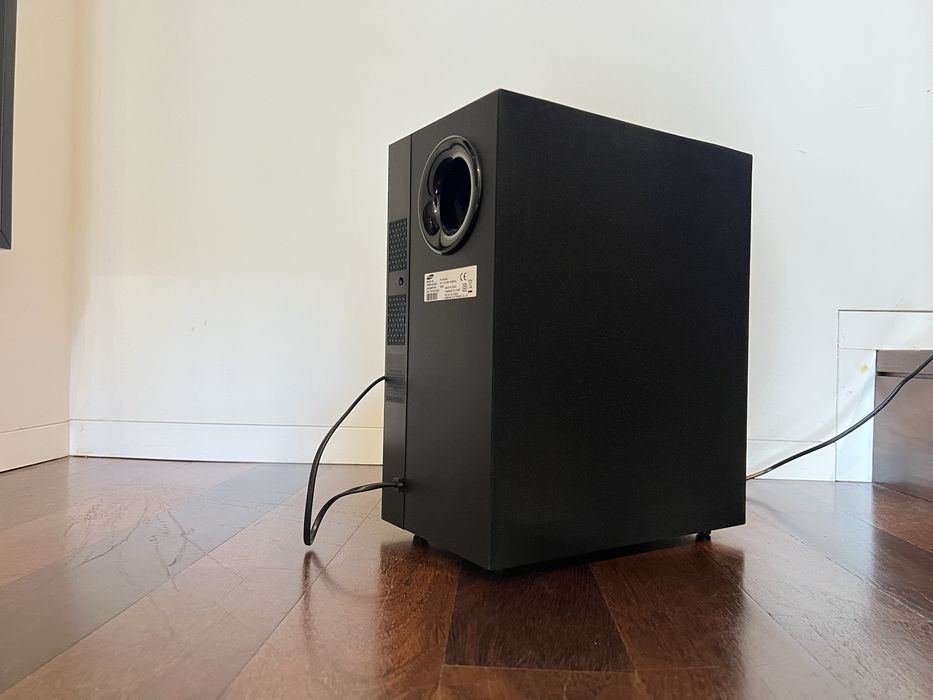 Soundbar / Barra de Som 2.1 Samsung HW-H450 com subwoofer PS-WH450