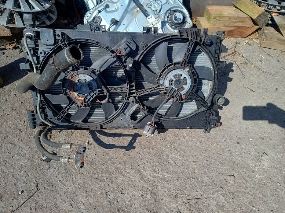 Chłodnica wody automat wentylator Opel Insignia A 2.0cdti oryg kpl