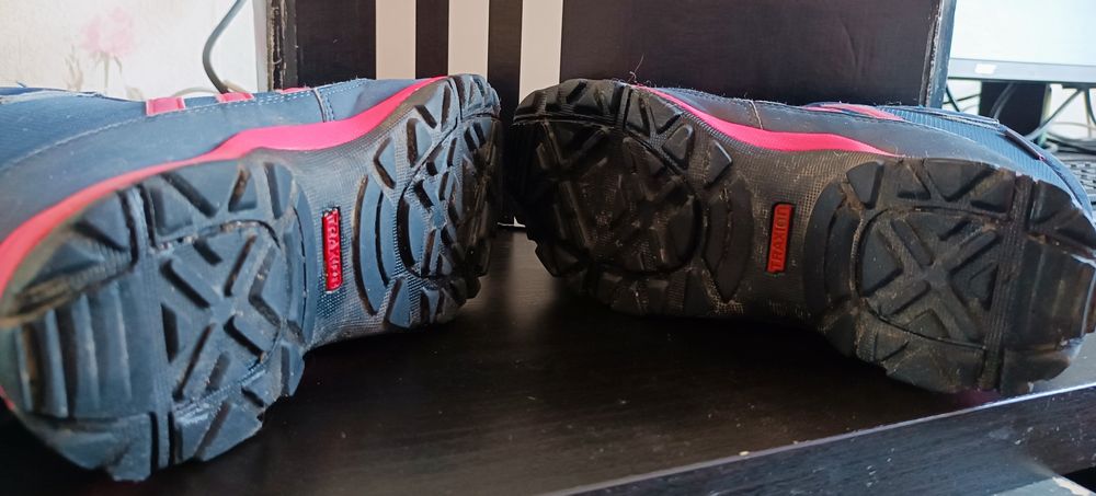 Зимові чоботи adidas