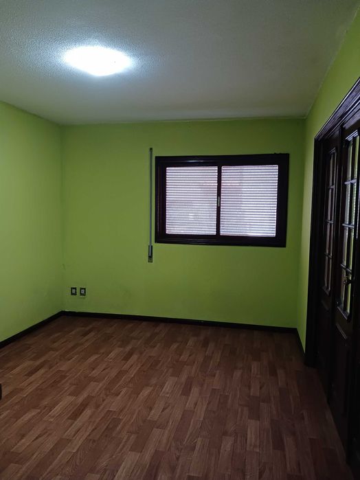 Moradia T5 Isolada, Bem localizada Bustos - Oliveira do Bairro