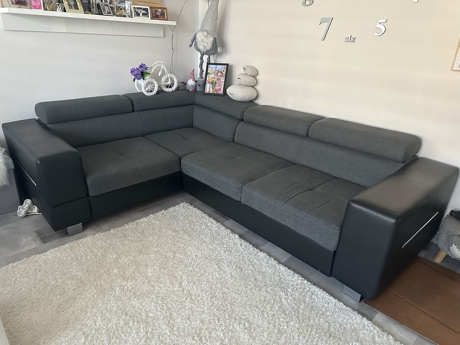 Narożnik materiał i ekoskórka z funkcją spania