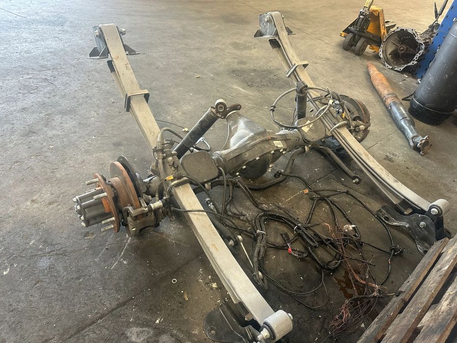BASCULA ELECTRICA /EIXO DE TRAS RENAULT MASTER III 2023 CHASSIS CABINE (BASCULA VENDIDA)