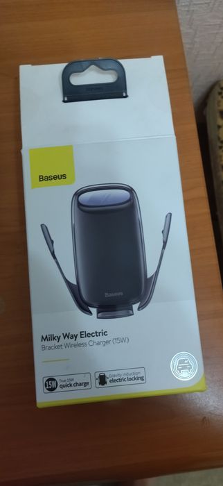 Автотримач baseus з бездротовою зарядкою