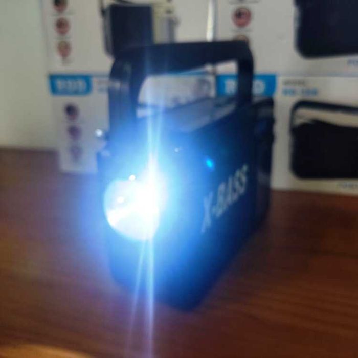 Rádio Retro Portátil RDD RD-306 24 Bandas com X-BASS com Lanterna