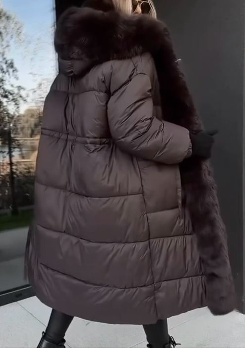 Зимовий пуховик довгий