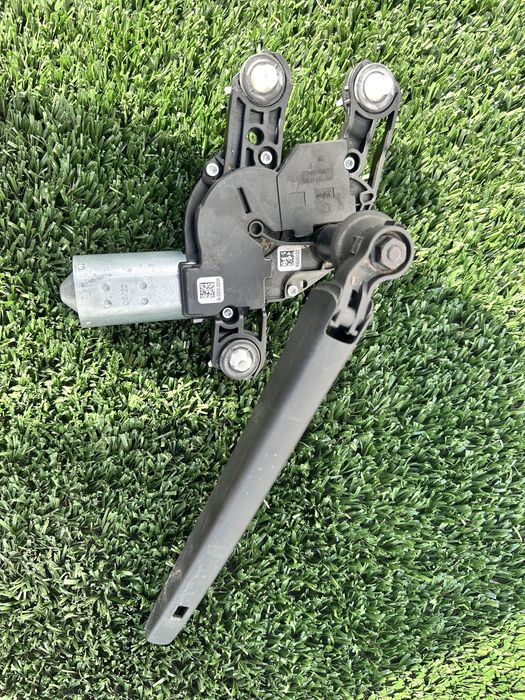 Моторчик заднього скло очисника Volkswagen Golf 8