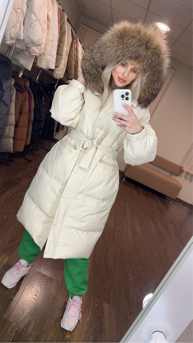 Розпродаж! Парки куртки пуховики натуральне хутро та пух mango zara