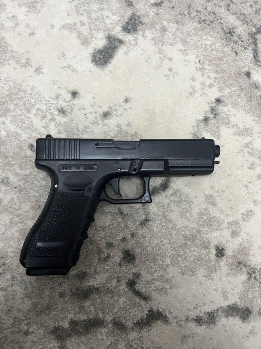 Пістолет іграшковий zm17