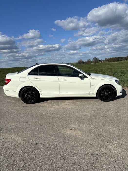 Mercedes Benz w204 Avangarde