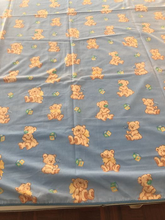 Colcha infantil com bonecos para cama de solteiro