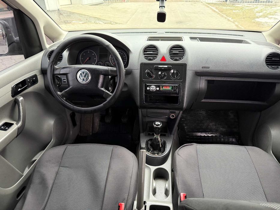 Продам VOLKSWAGEN Caddy пас 2005 2.0d механiка