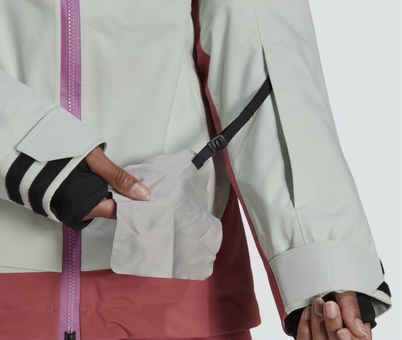 Женская горнолыжная сноубордная куртка Adidas Terrex