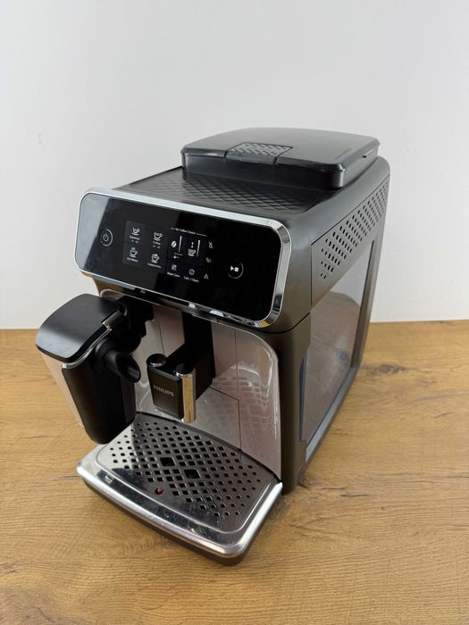 Ekspres automatyczny do kawy PHILIPS Lattego 4 kawy. Całkowicie sprawny