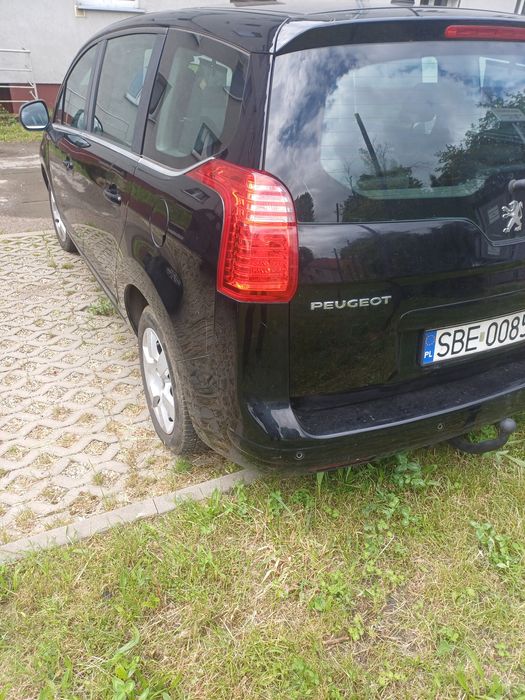 Pegout 5008 2011 1.6 benzyna