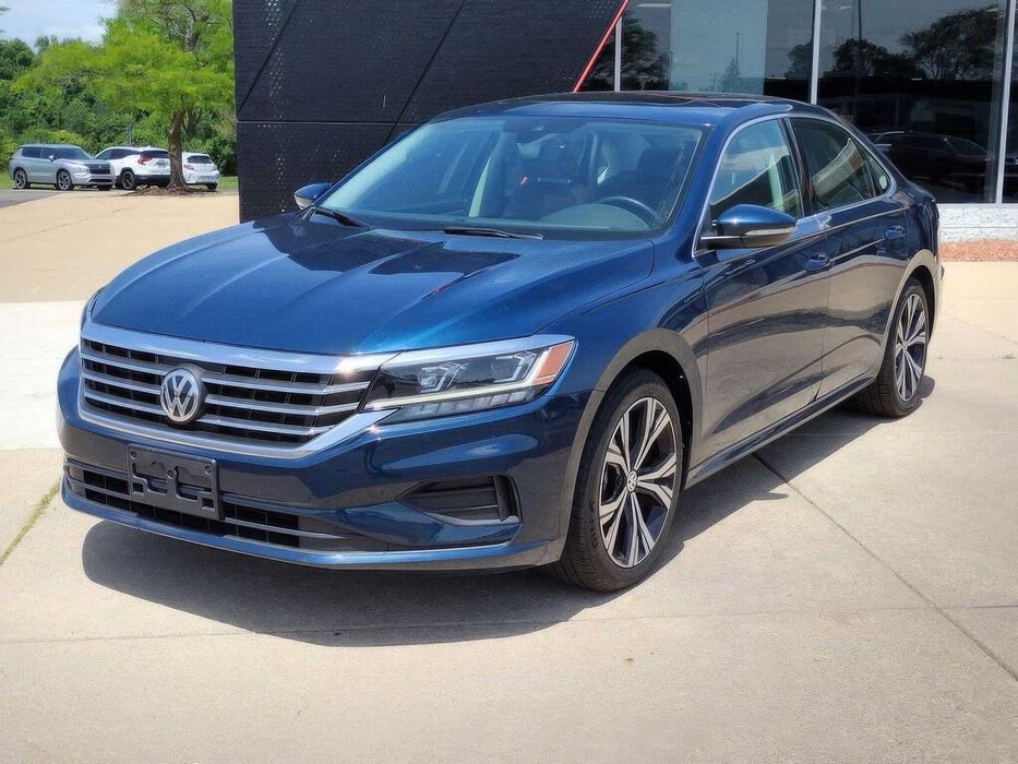 Volkswagen Passat      2022