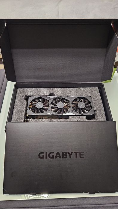 RTX 2080 Ti 11GB Gigabyte Gaming OC