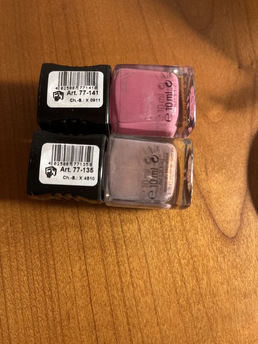 Лаки Essie.  Лаки Alessandro, Anny. OPI.